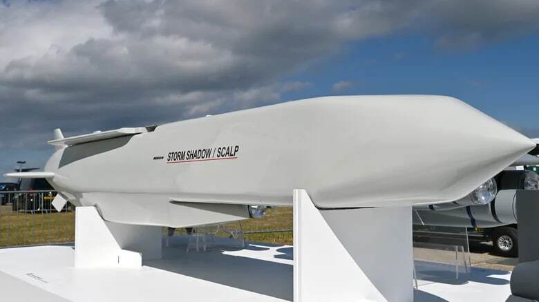 این سلاح مرگبار در سایه پرواز می‌کند