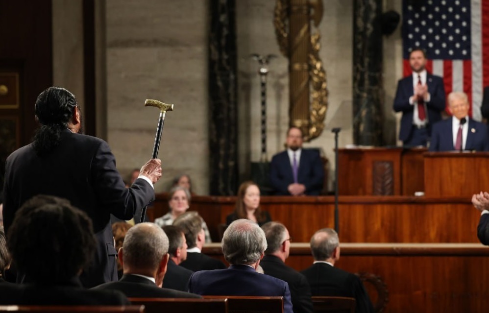 ترامپ: خدا من را نجات داد تا آمریکا را به عظمت برگردانم ترامپ: خدا من را نجات داد تا آمریکا را به عظمت برگردانم