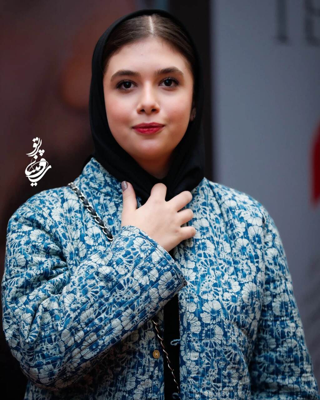 نفس بازغی به استقبال بازیگر جذاب ترک رفت نفس بازغی به استقبال بازیگر جذاب ترک رفت