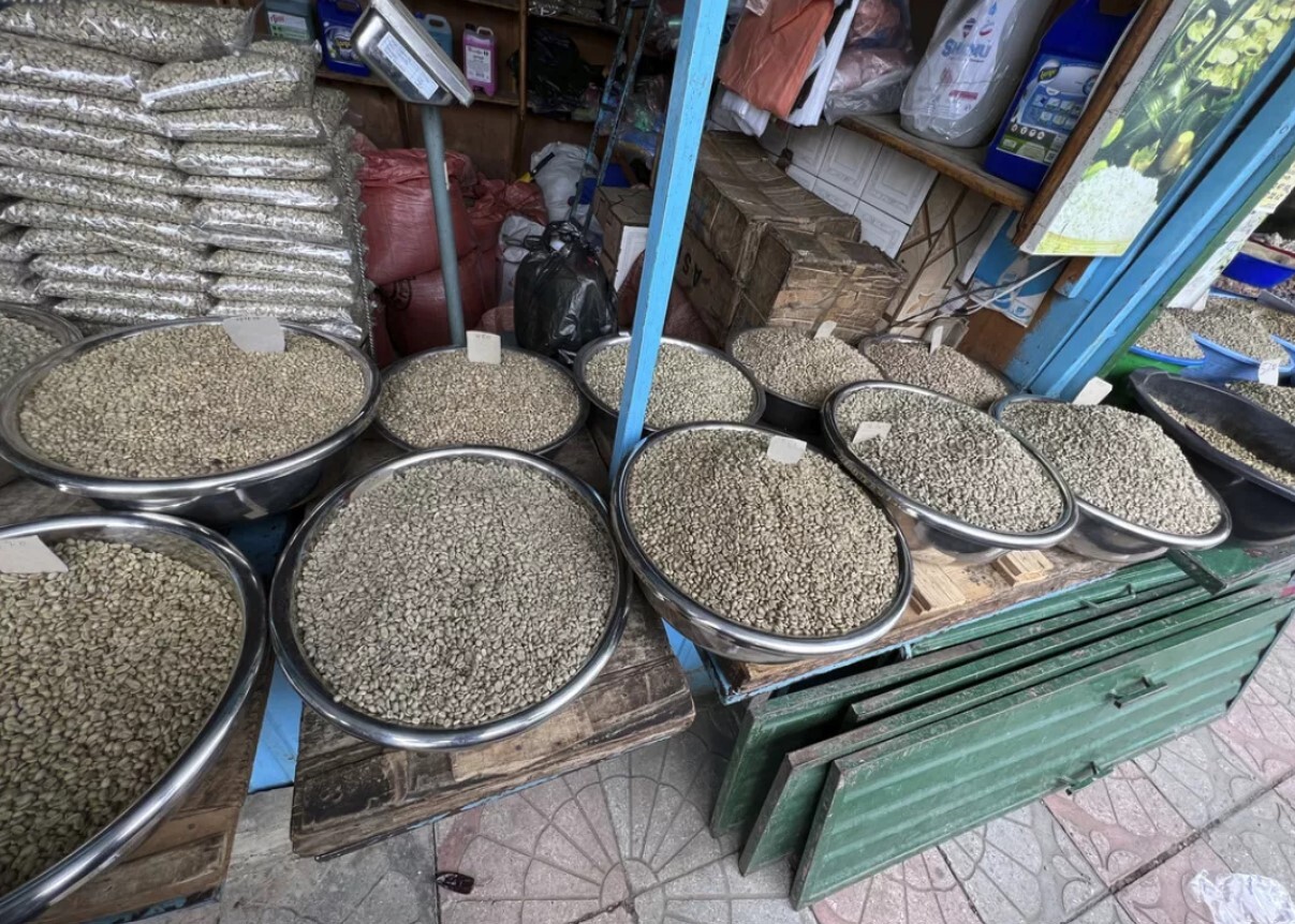 انسان‌ها از چه زمانی مصرف قهوه را آغاز کردند؟