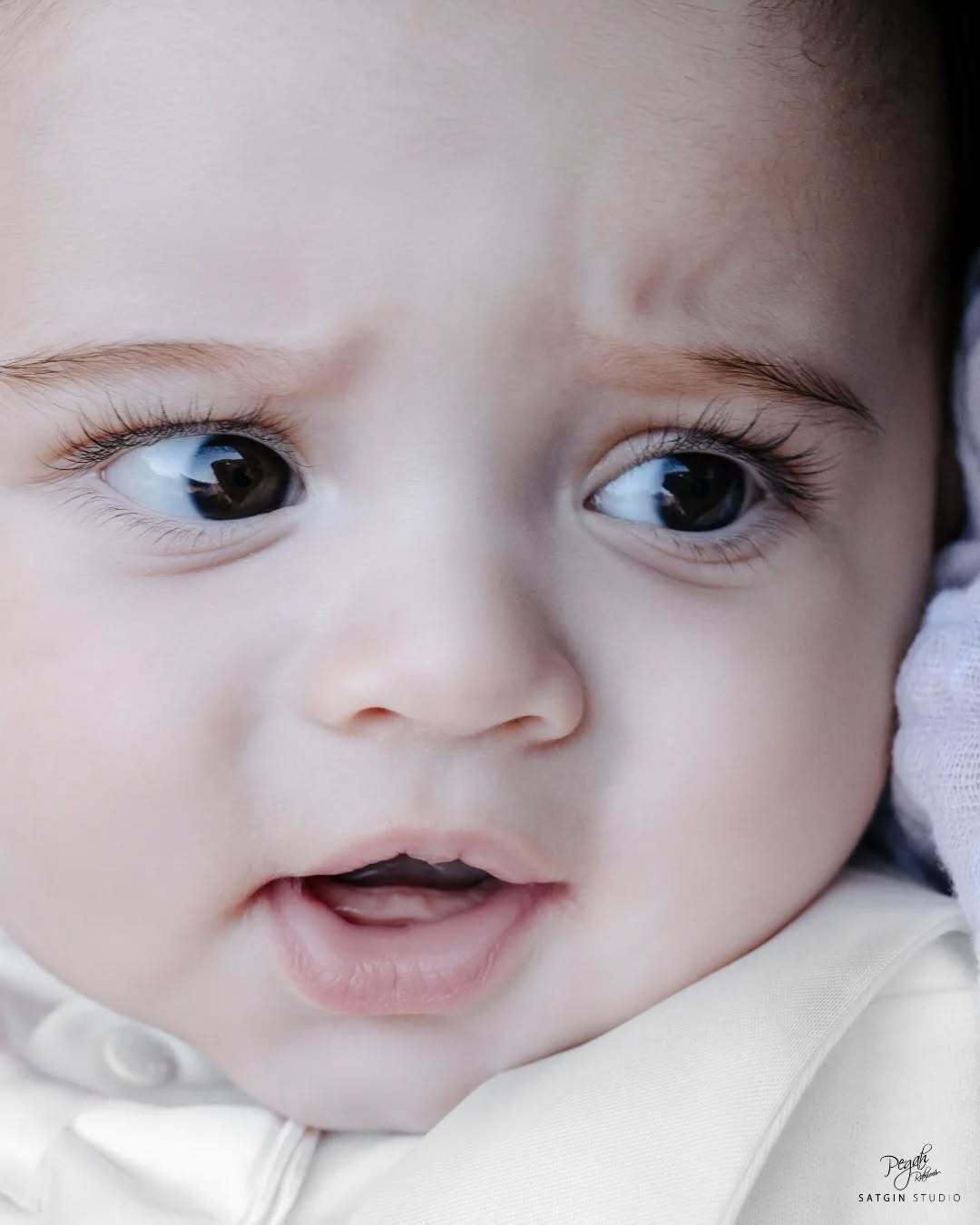 تصاویر واضحِ فرزند «سوزان روشن» منتشر شد