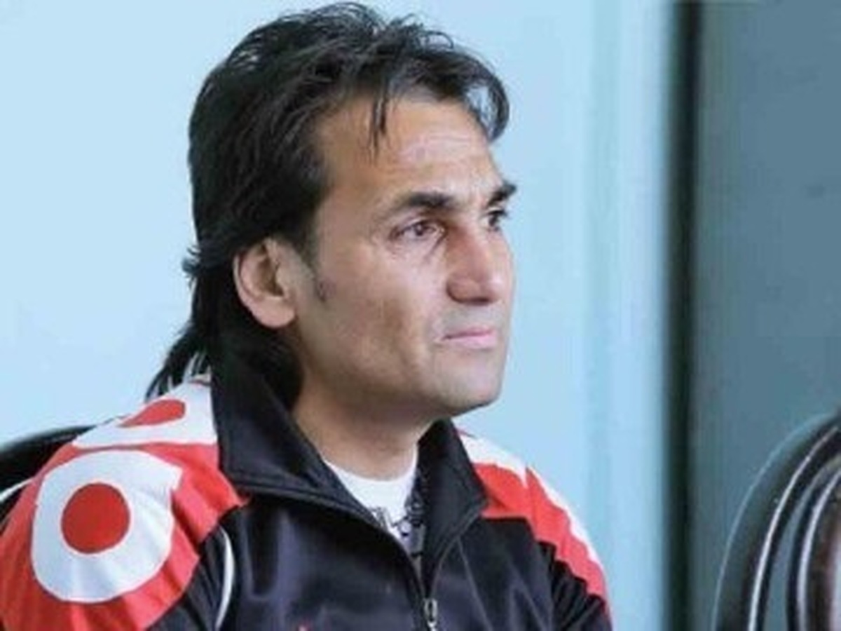 ستاره سابق استقلال و پرسپولیس: من روماریوی ایران بودم اما حالا کسی جواب تلفنم را هم نمیدهد! ستاره سابق استقلال و پرسپولیس: من روماریوی ایران بودم اما حالا کسی جواب تلفنم را هم نمیدهد!