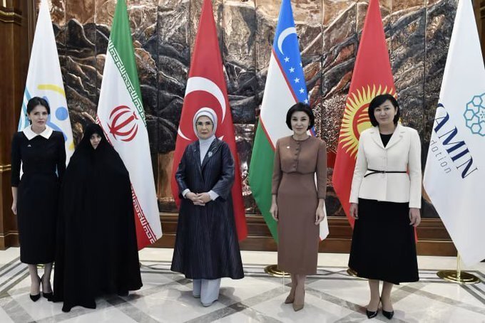 عکسی از جمیله علم‌الهدی در خارج از کشور وایرال شد