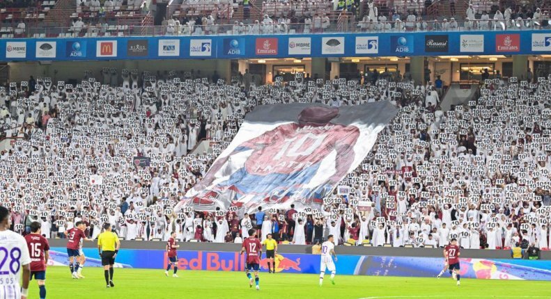 خداحافظی بهترین فوتبالیست ۲۰ سال گذشته امارات خداحافظی بهترین فوتبالیست ۲۰ سال گذشته امارات