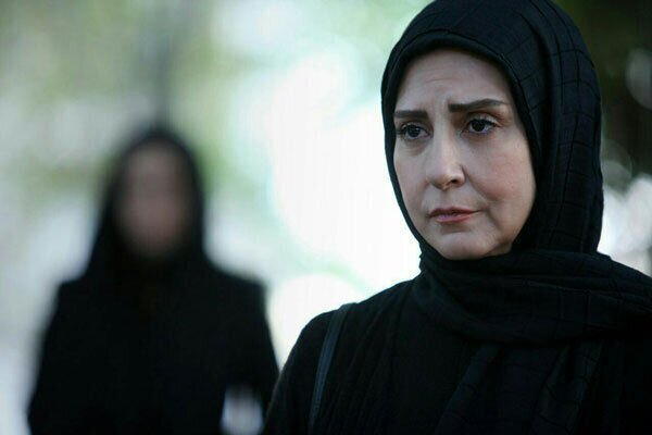 بیوگرافی مرجانه گلچین از کودکی تا مهاجرت به انگلیس!