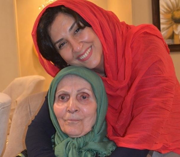 بیوگرافی مرجانه گلچین از کودکی تا مهاجرت به انگلیس!