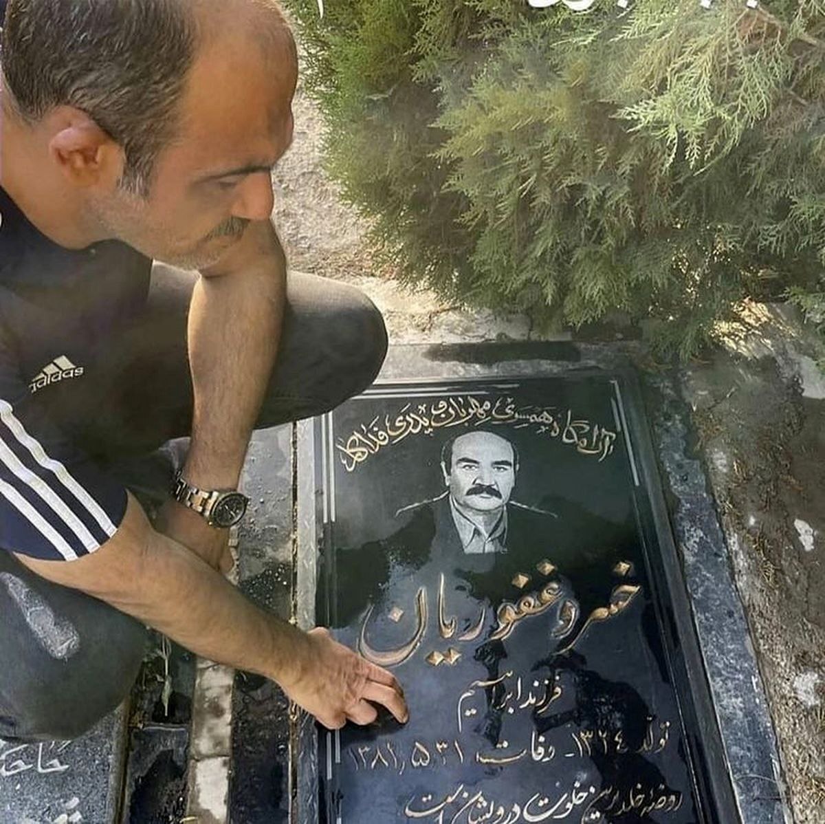 آیا پدر مهران غفوریان واقعا ساواکی بود؟