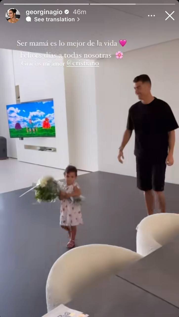 (عکس) سورپرایز رونالدو برای جورجینا در روز مادر