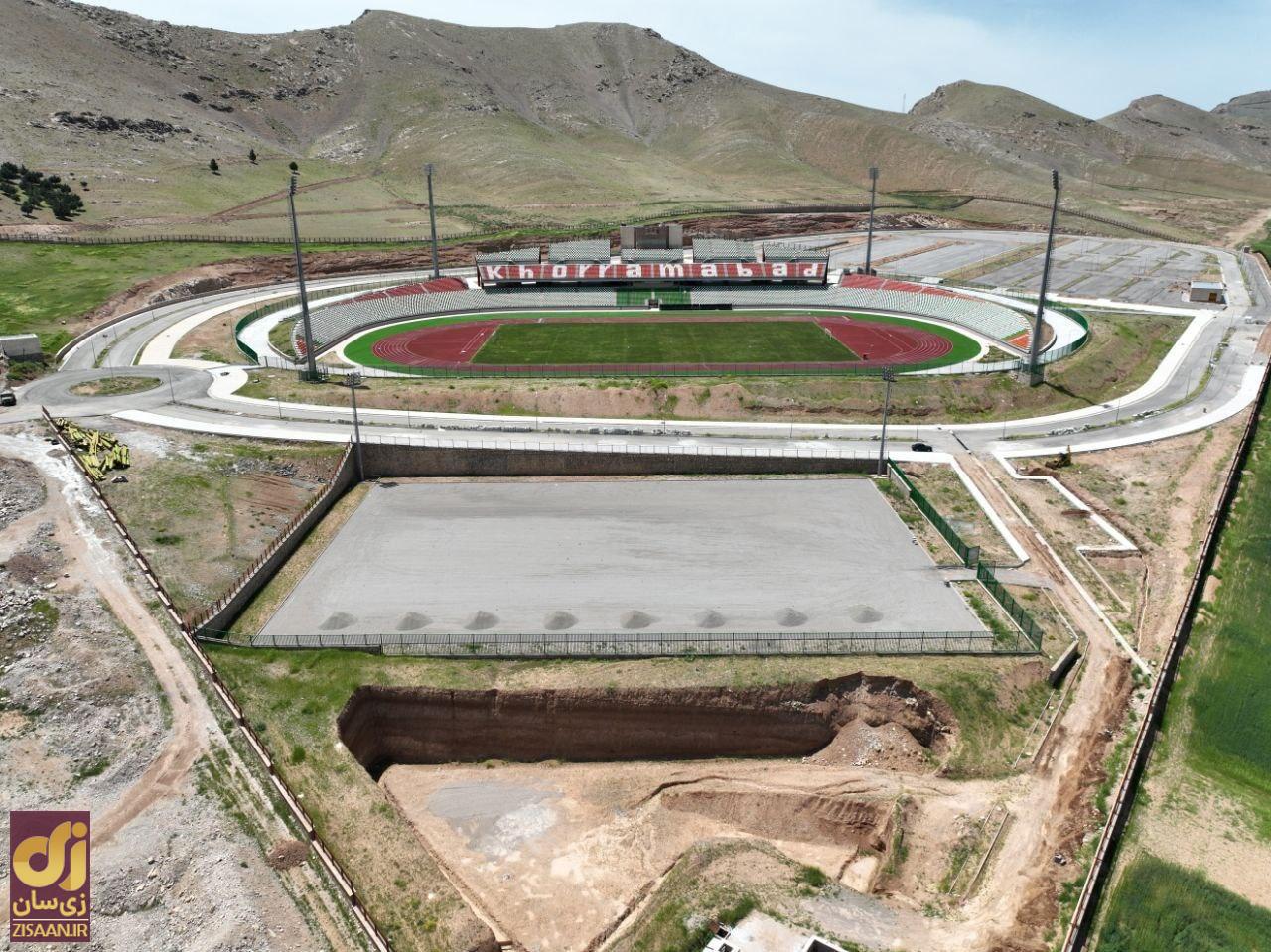 (تصاویر) ورزشگاه جذاب باشگاه فوتبال «خیبر» خرمآباد؛ «لُر آرنا» کجاست؟ (تصاویر) ورزشگاه جذاب باشگاه فوتبال «خیبر» خرمآباد؛ «لُر آرنا» کجاست؟