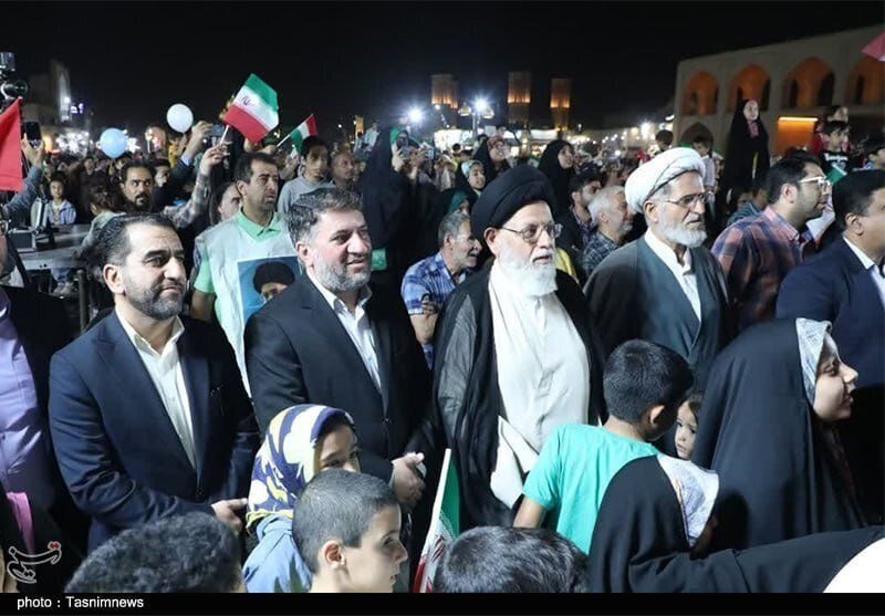 عکس‌های عجیب از جشن روز دختر در یزد!