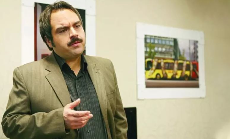 معرفی سریال طنز «بدل»