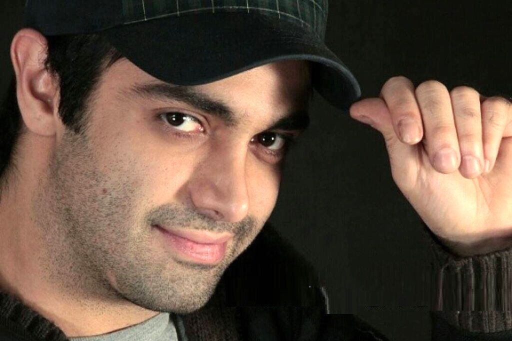 معرفی سریال طنز «بدل»