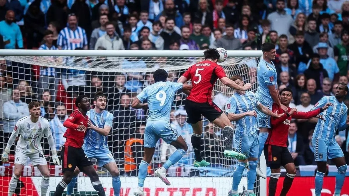 خلاصه بازی منچستریونایتد ۳ - ۳ کاونتری + ویدئو