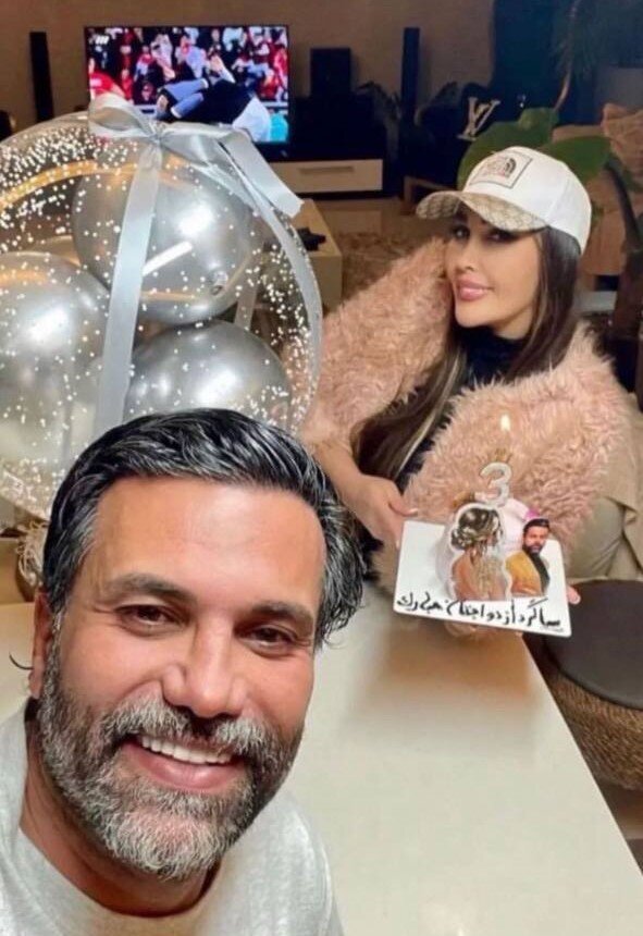 عکس | علیرضا نیکبخت در کنار همسر زیبایش در سومین سالگرد ازدواجشان عکس | علیرضا نیکبخت در کنار همسر زیبایش در سومین سالگرد ازدواجشان