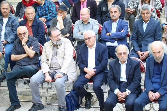 ویدئو| تغییر چهره بازیگران در جشن تولد ۷۳ سالگی آقای کارگردان