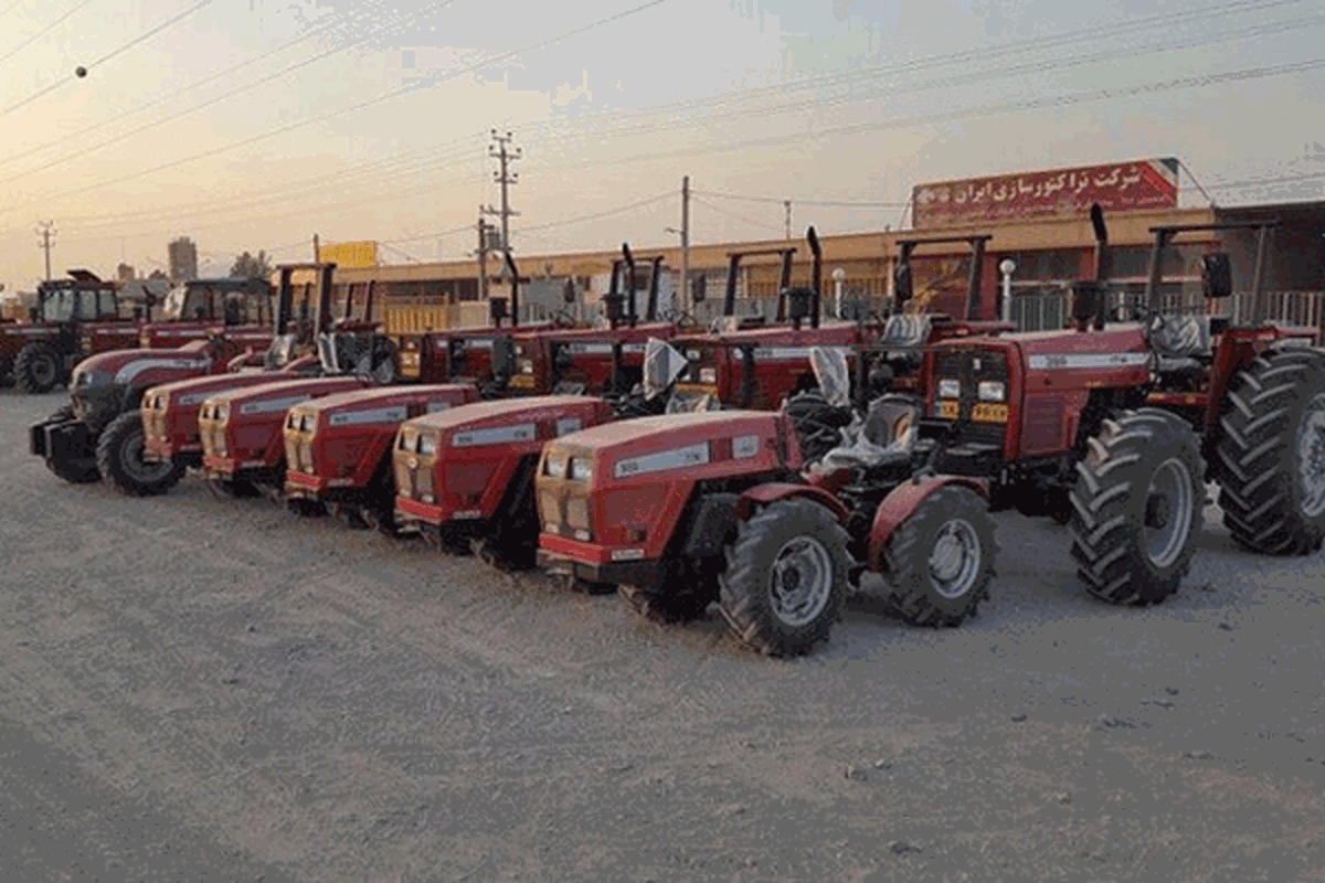 آمار عجیب از تعداد کسانی که در صف انتظار تراکتور هستند!