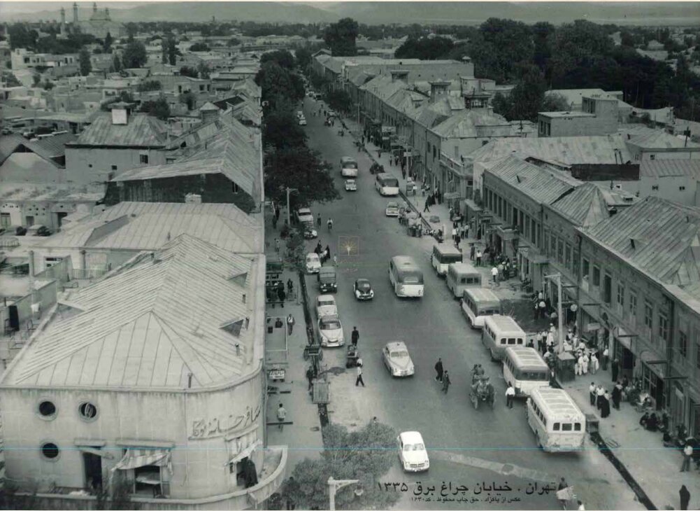 عکس| اولین خیابان که در ایران با نور چراغ روشن شد