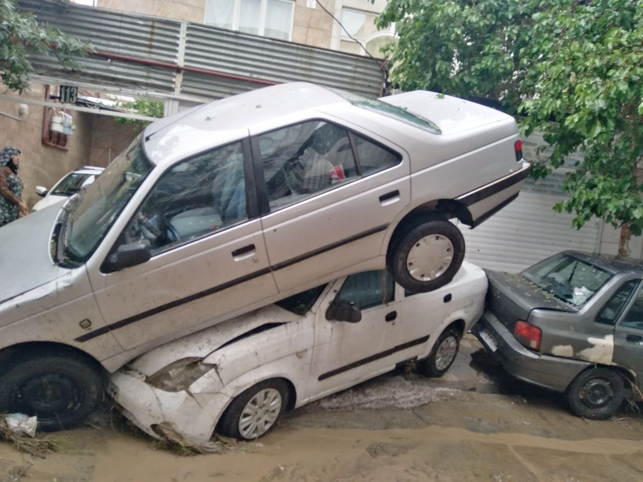 عکس| چند تصویر آخرالزمانی از سیل وحشتناک در مشهد