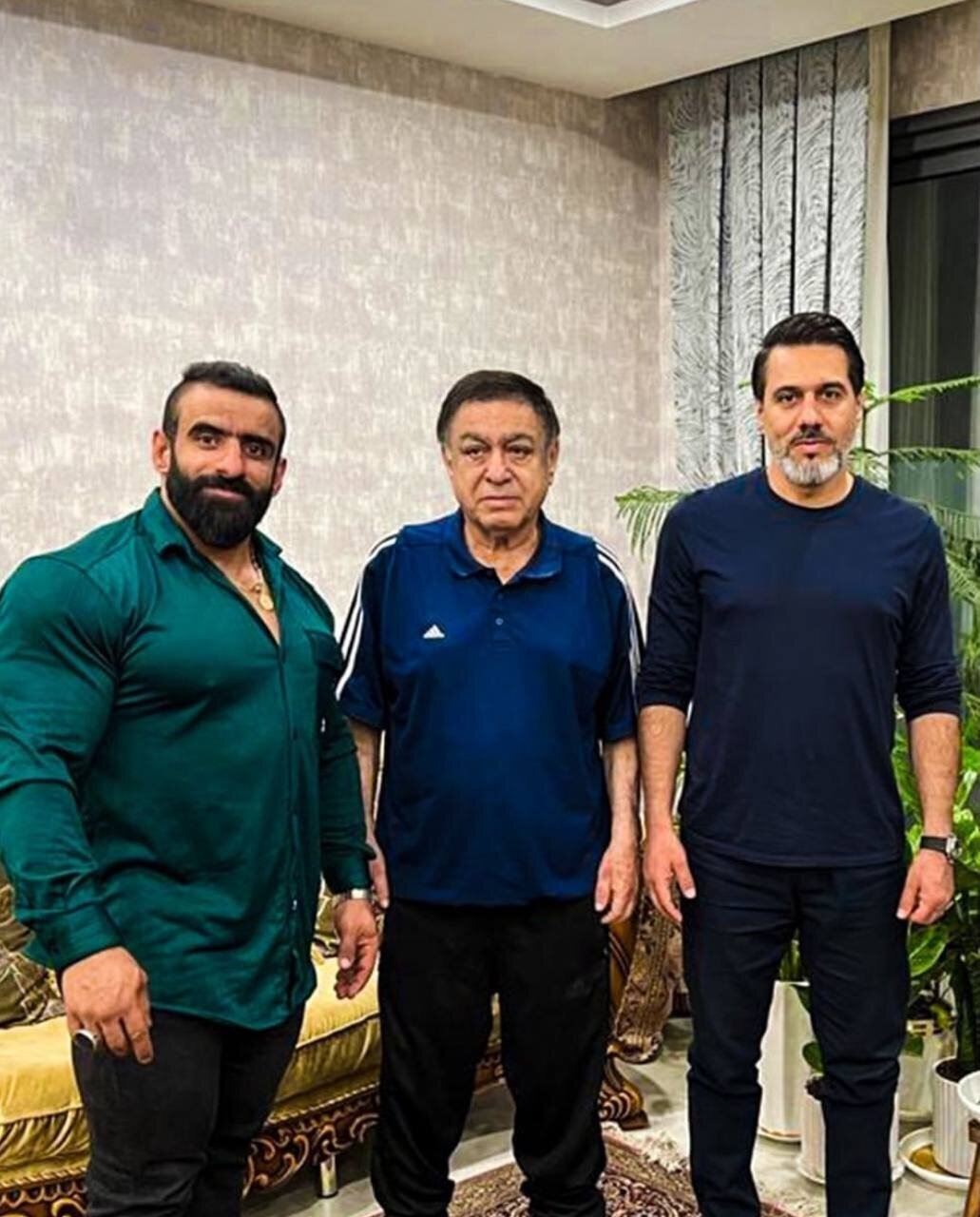 (عکس) هادی چوپان به منزل سرمربی سرشناس فوتبال ایران رفت