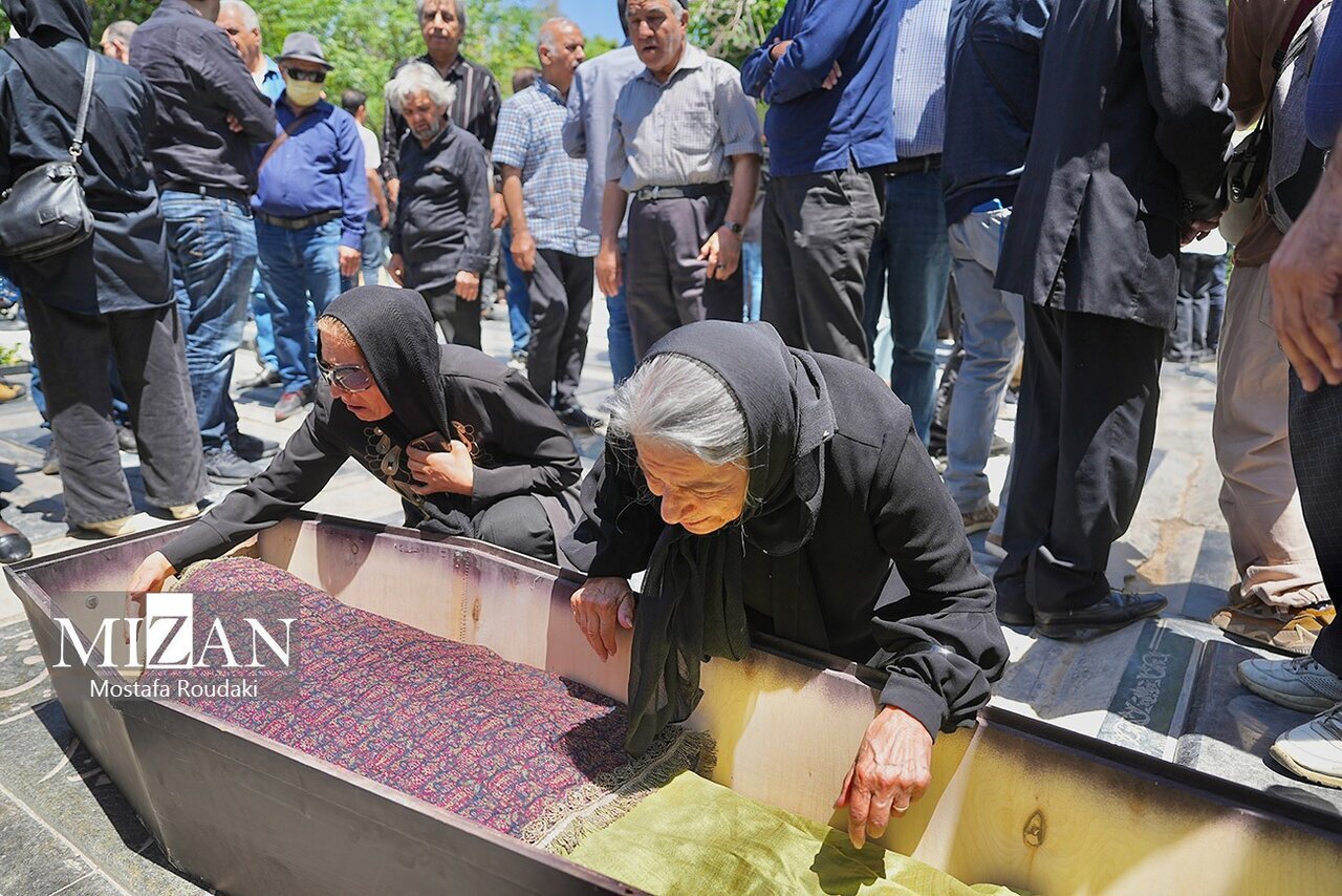 (عکس) بی‌قراری‌های خانم بازیگر در فراق دوست قدیمی اش