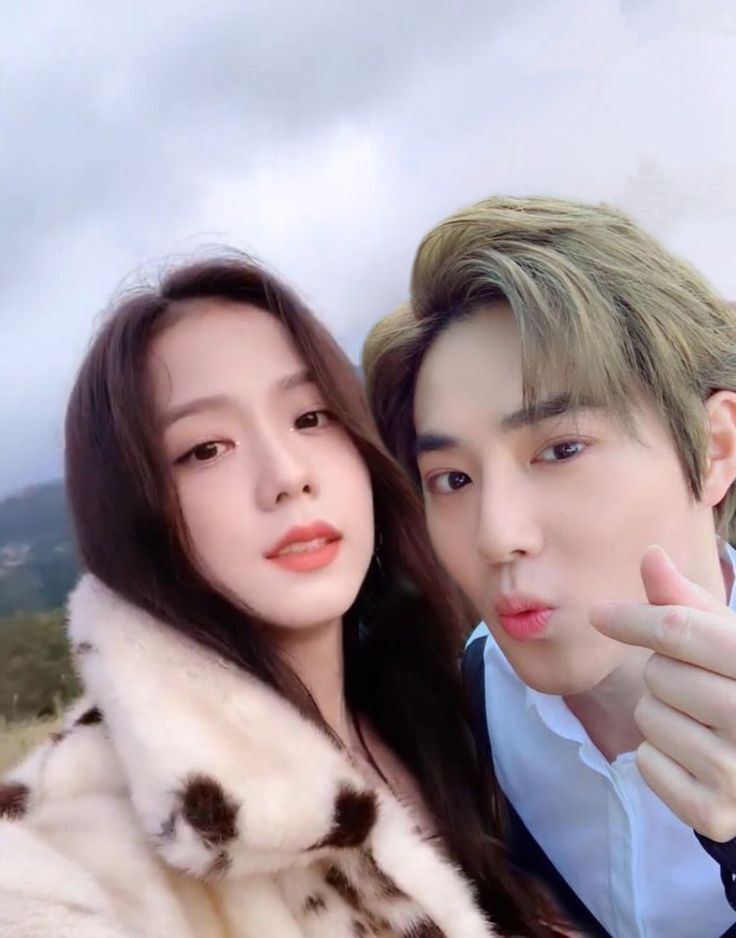 پسر خوشگل کرهای، روح و روان دختران جهان را به هم ریخت پسر خوشگل کرهای، روح و روان دختران جهان را به هم ریخت