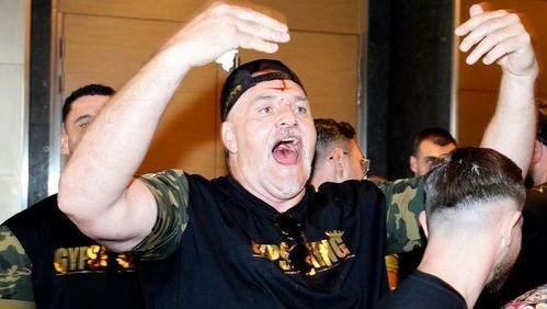 ویدئو| ساعت ۱.۵ میلیون دلار کریستیانو رونالدو و هو شدن توسط تماشاگران «مبارزه قرن»