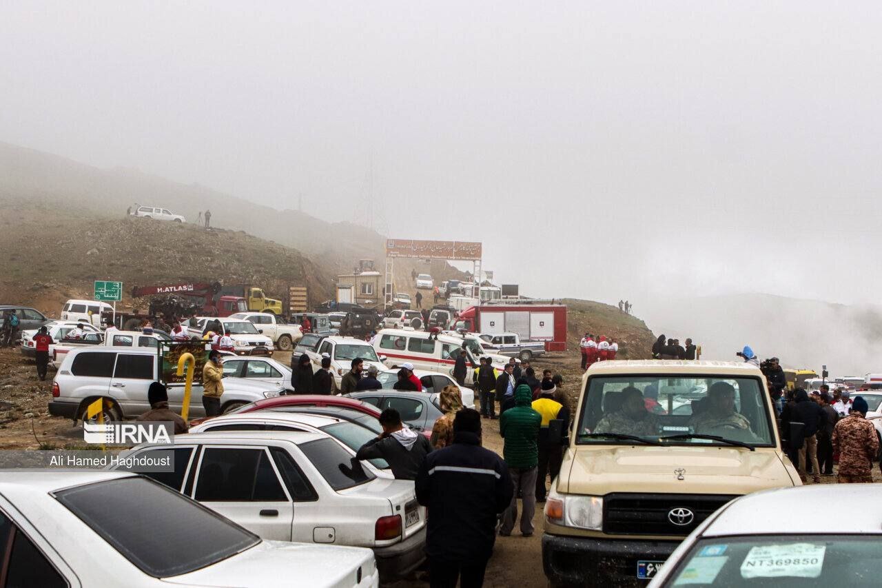 تصاویری جدید از محل حادثه‌ی سقوط بالگرد در روستای طویل