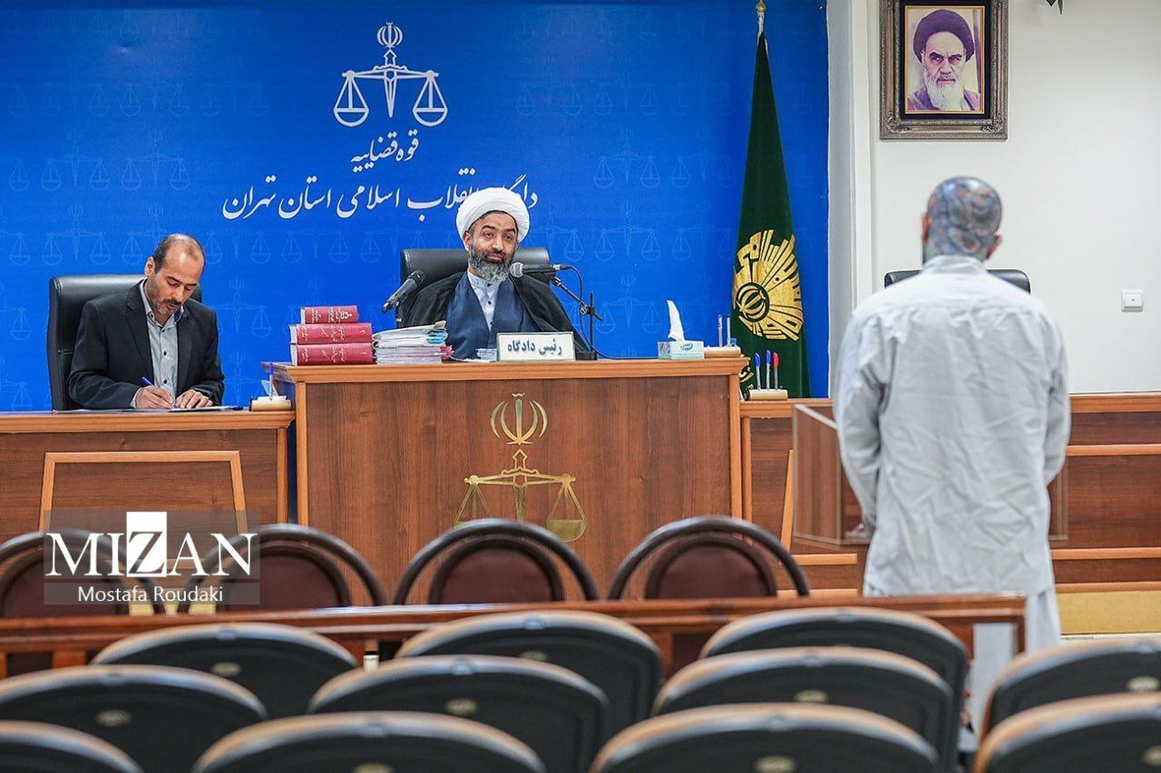 تصاویر جدید از دومین دادگاه تتلو تصاویر جدید از دومین دادگاه تتلو