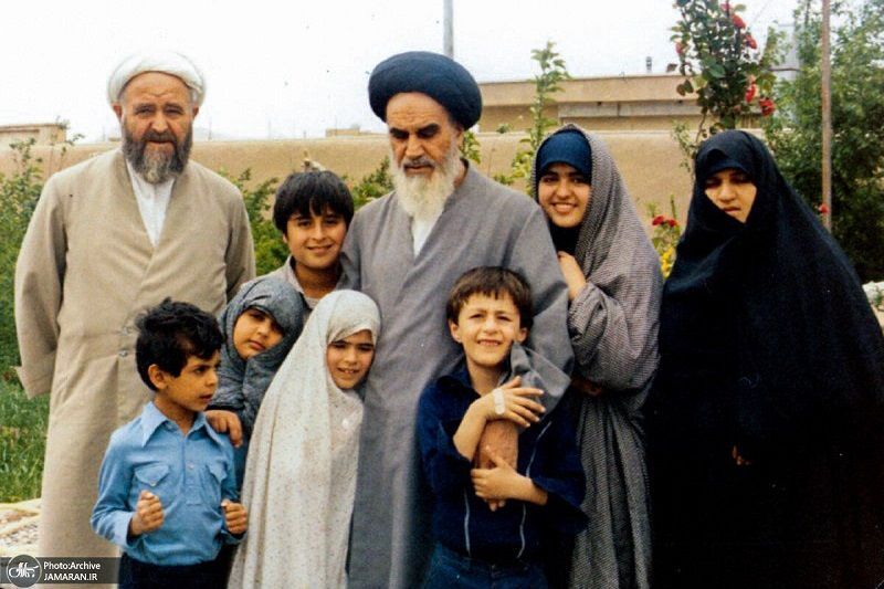 امام خمینی و عروس و فرزندان