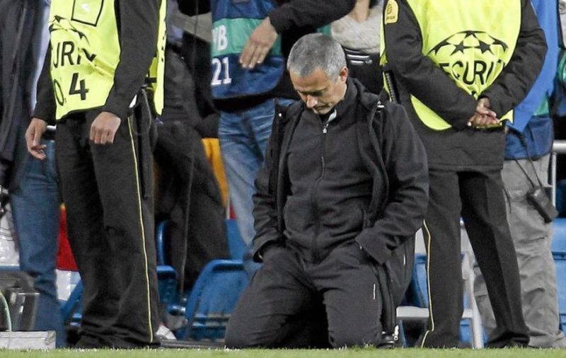 مورینیو: در فوتبال یک‌بار و به‌خاطر رئال گریه کردم