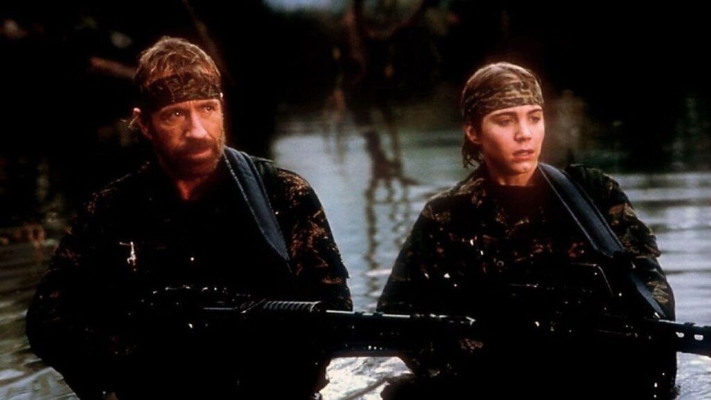 ۱۰ فیلم اکشن قدیمی با قهرمانان مورد علاقه پدر‌ها؛ از جکی چان بدلکار تا ارتش یک نفره شوارتزنگر