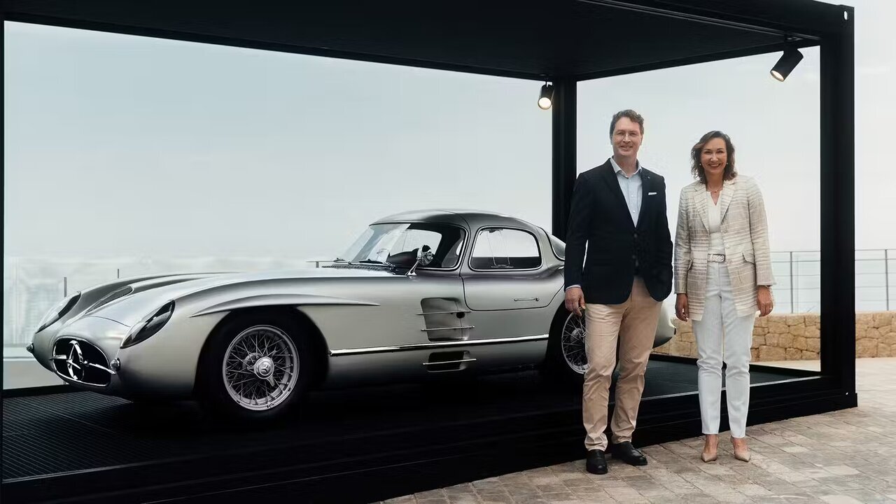 ارزشمندترین خودروی جهان به قیمت ۸٬۵۰۰٬۰۰۰٬۰۰۰٬۰۰۰ تومان!