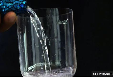 ترند جدید در میان ثروتمندان: آب لوکس جایگزین آب معمولی