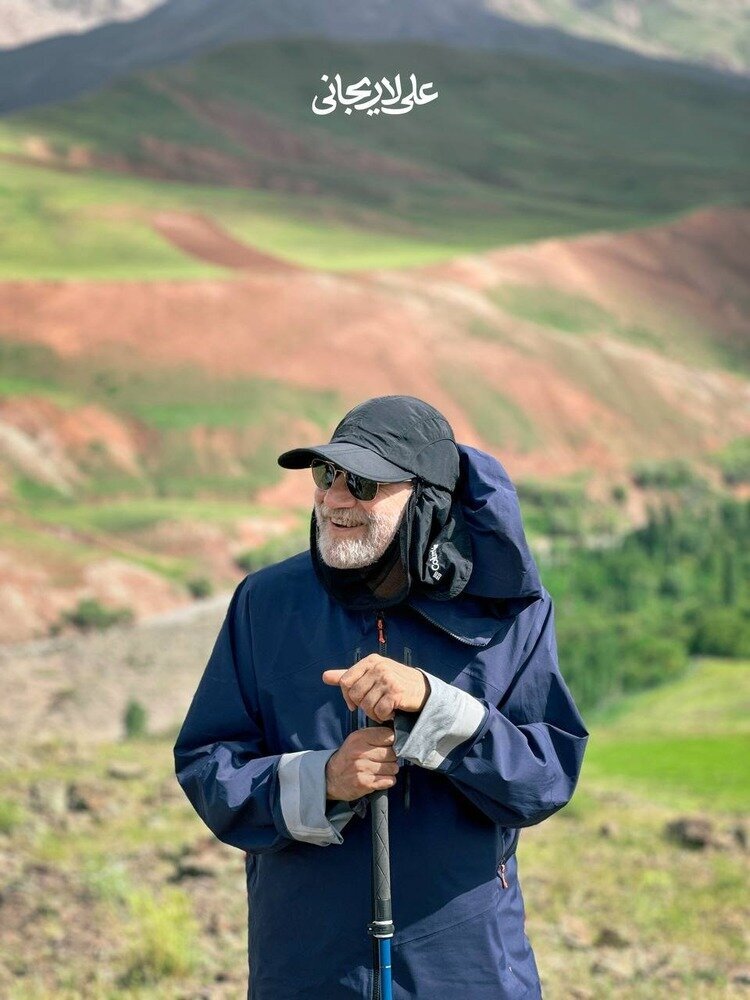 علی لاریجانی شماره تماس منتشر کرد