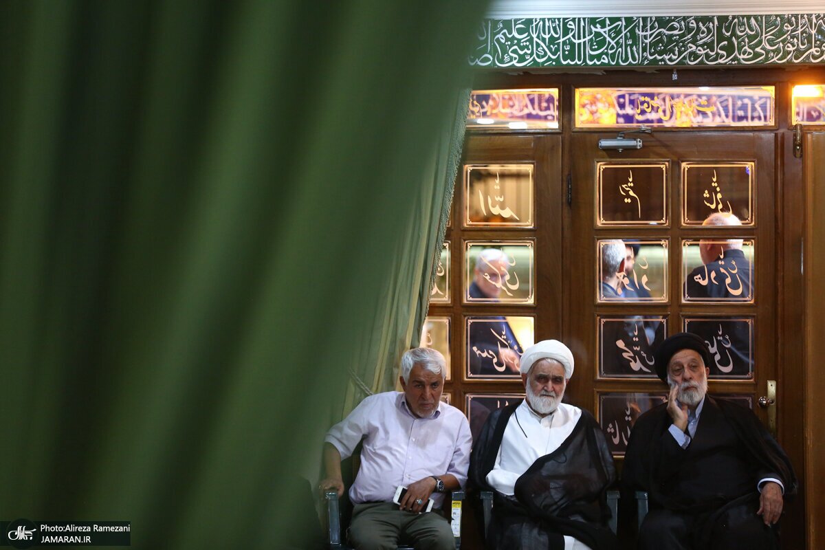 تصاویری جدید از برادر رهبر انقلاب در یک مراسم