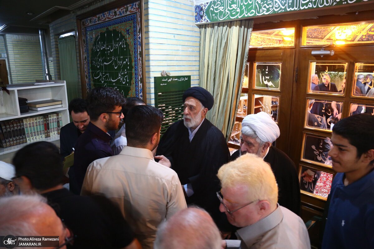 تصاویری جدید از برادر رهبر انقلاب در یک مراسم