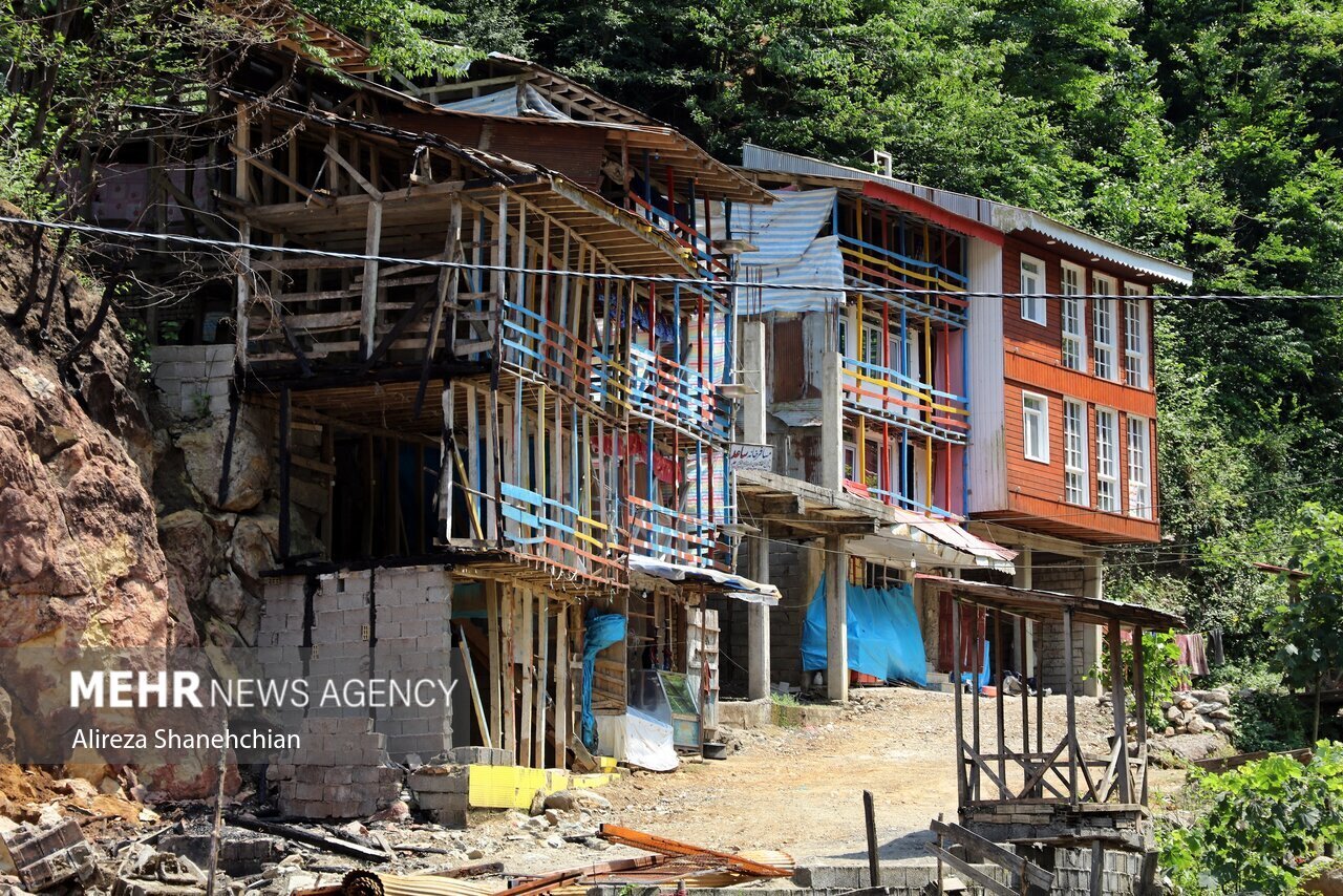 آخرین وضعیت شهرک امامزاده ابراهیم (ع) شفت ۳۹ روز پس از آتش سوزی