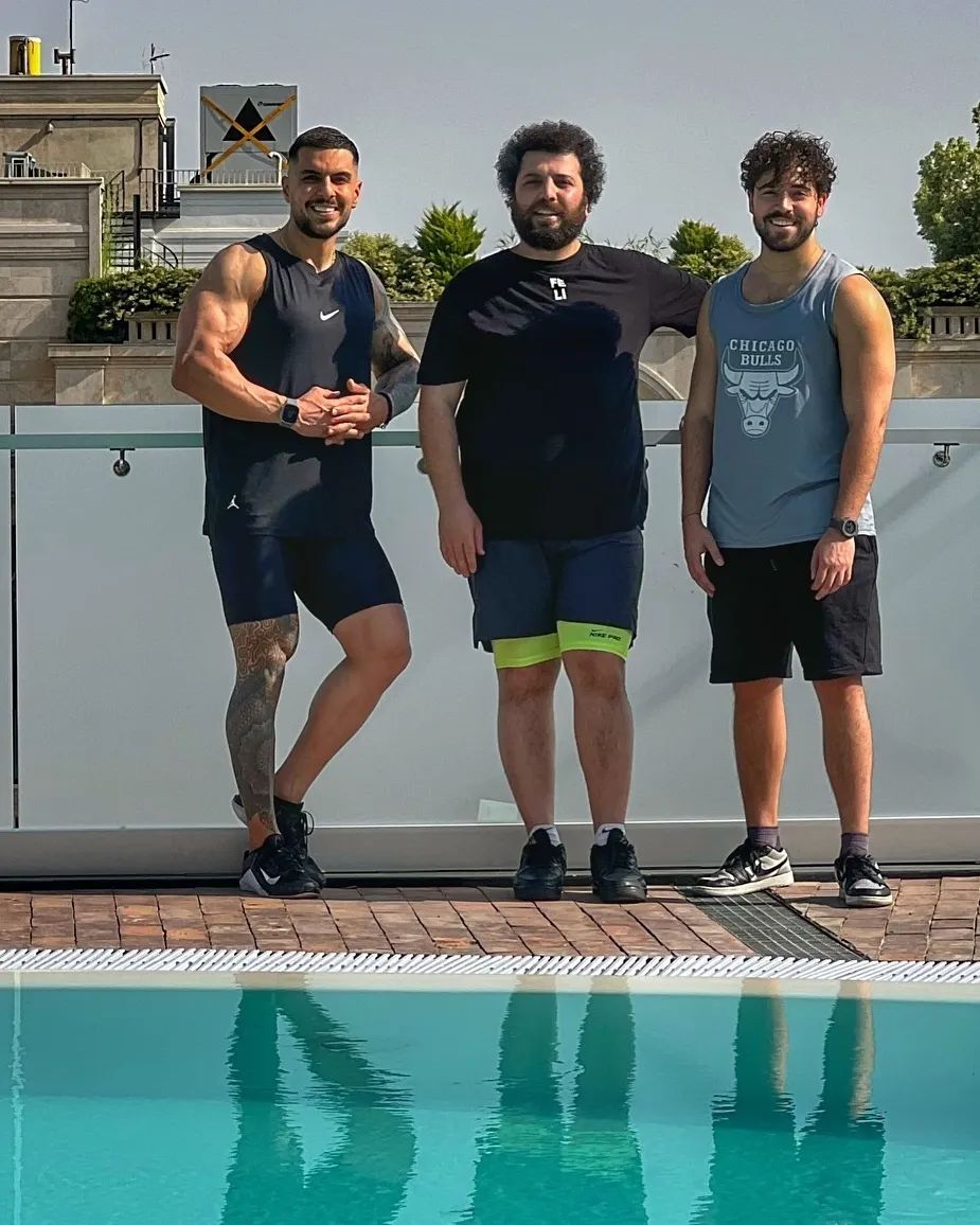 (تصاویر) عکس‌های تازه شروین حاجی‌پور در کنار یک چهره خاص