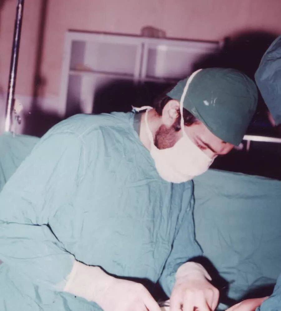 تصاویر | قابهای زیرخاکی از مسعود پزشکیان در دوران جنگ تصاویر | قابهای زیرخاکی از مسعود پزشکیان در دوران جنگ