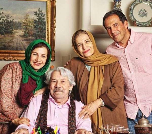 بیوگرافی احترام برومند؛ از مجریگری برنامه کودک تا ازدواج با بازیگر مطرح سینمای ایران// بیوگرافی احترام برومند؛ از مجریگری برنامه کودک تا ازدواج با بازیگر مطرح سینمای ایران//