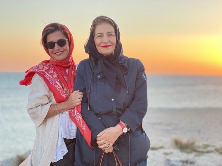 بیوگرافی احترام برومند؛ از مجریگری برنامه کودک تا ازدواج با بازیگر مطرح سینمای ایران// بیوگرافی احترام برومند؛ از مجریگری برنامه کودک تا ازدواج با بازیگر مطرح سینمای ایران//