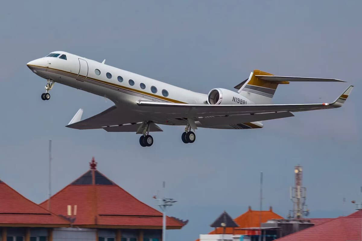 مدل هواپیمای شخصی لیونل مسی چیست و چقدر قیمت دارد؟