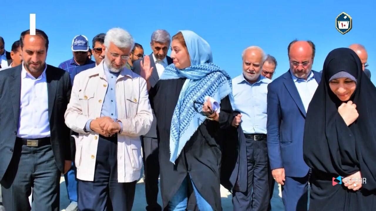 (عکس) پوشش متفاوت زنان در اولین مستند تبلیغاتی سعید جلیلی