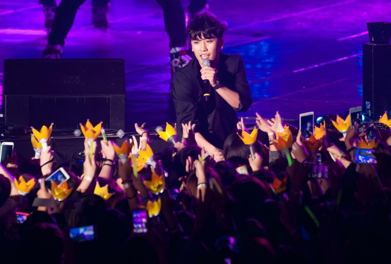 پشتپرده سیاه «کیپاپ»؛ از تجاوز گروهی به زن بیهوش تا انتشار تصاویر جنسی! پشتپرده سیاه «کیپاپ»؛ از تجاوز گروهی به زن بیهوش تا انتشار تصاویر جنسی!