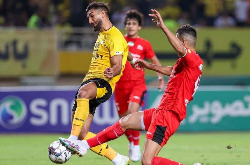 دوئل استقلال و پرسپولیس به سکانس آخر کشیده شد