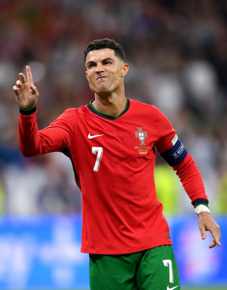 فرصتی که خدا به رونالدو داشت تا همچنان بماند!