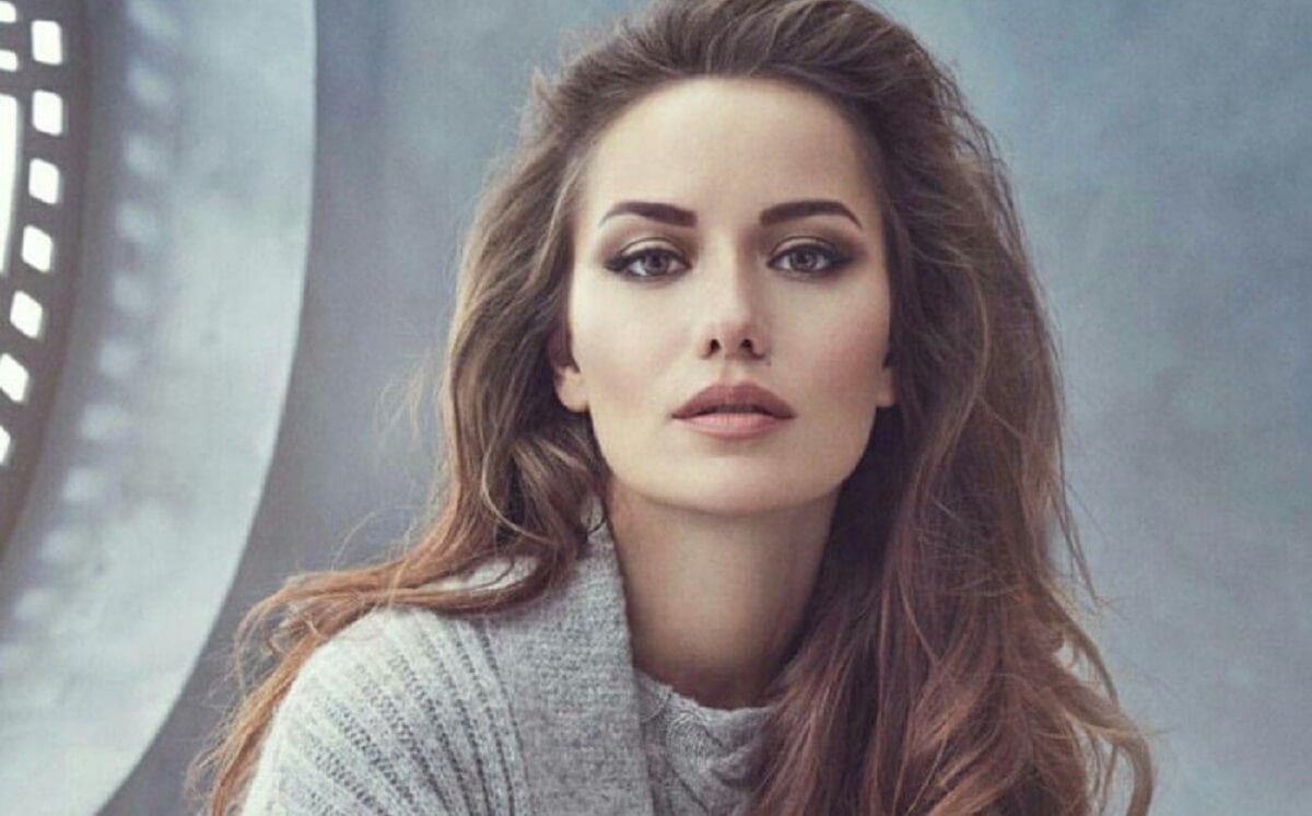 عکس| بیوگرافی فحریه اوجن، زندگی شخصی، همسر و فرزندان