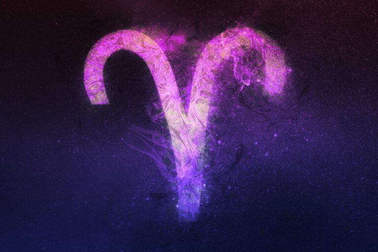 بر اساس ماه تولد چطور بفهمیم که عاشق شده‌ایم؟