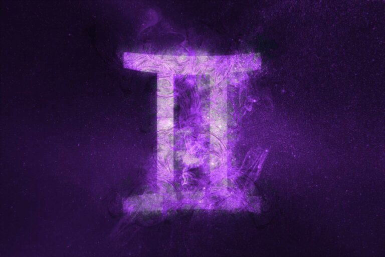 بر اساس ماه تولد چطور بفهمیم که عاشق شده‌ایم؟