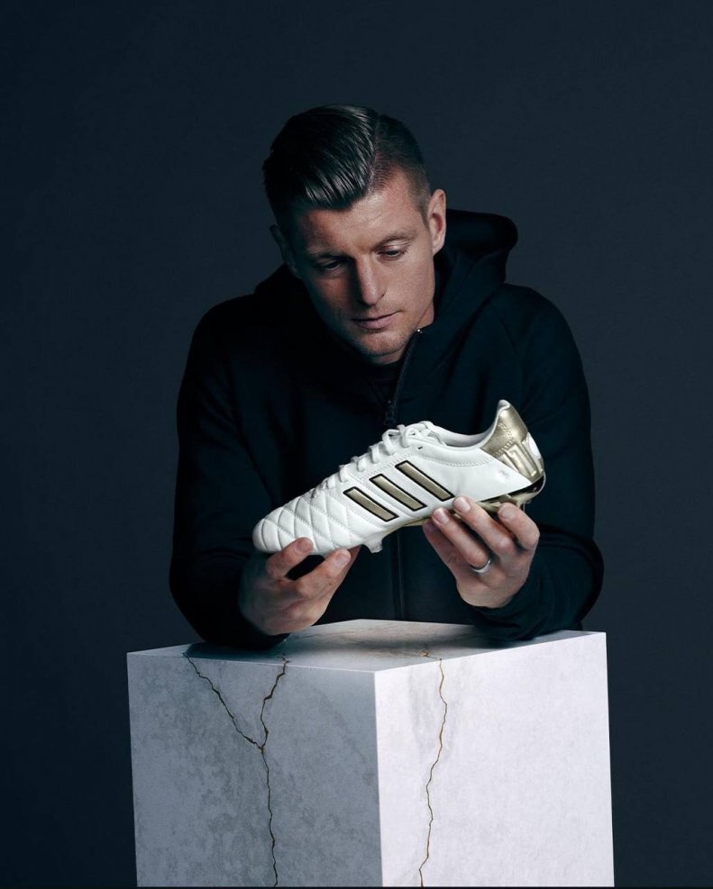 تغییر نام موفق‌ترین کفش فوتبال تاریخ به‌خاطر کروس